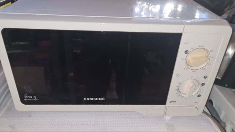 Kuchenka mikrofalowa Samsung